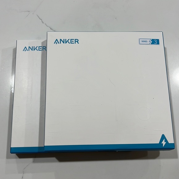 Anker PowerCore Slim 10000 - Picture 1 of 3